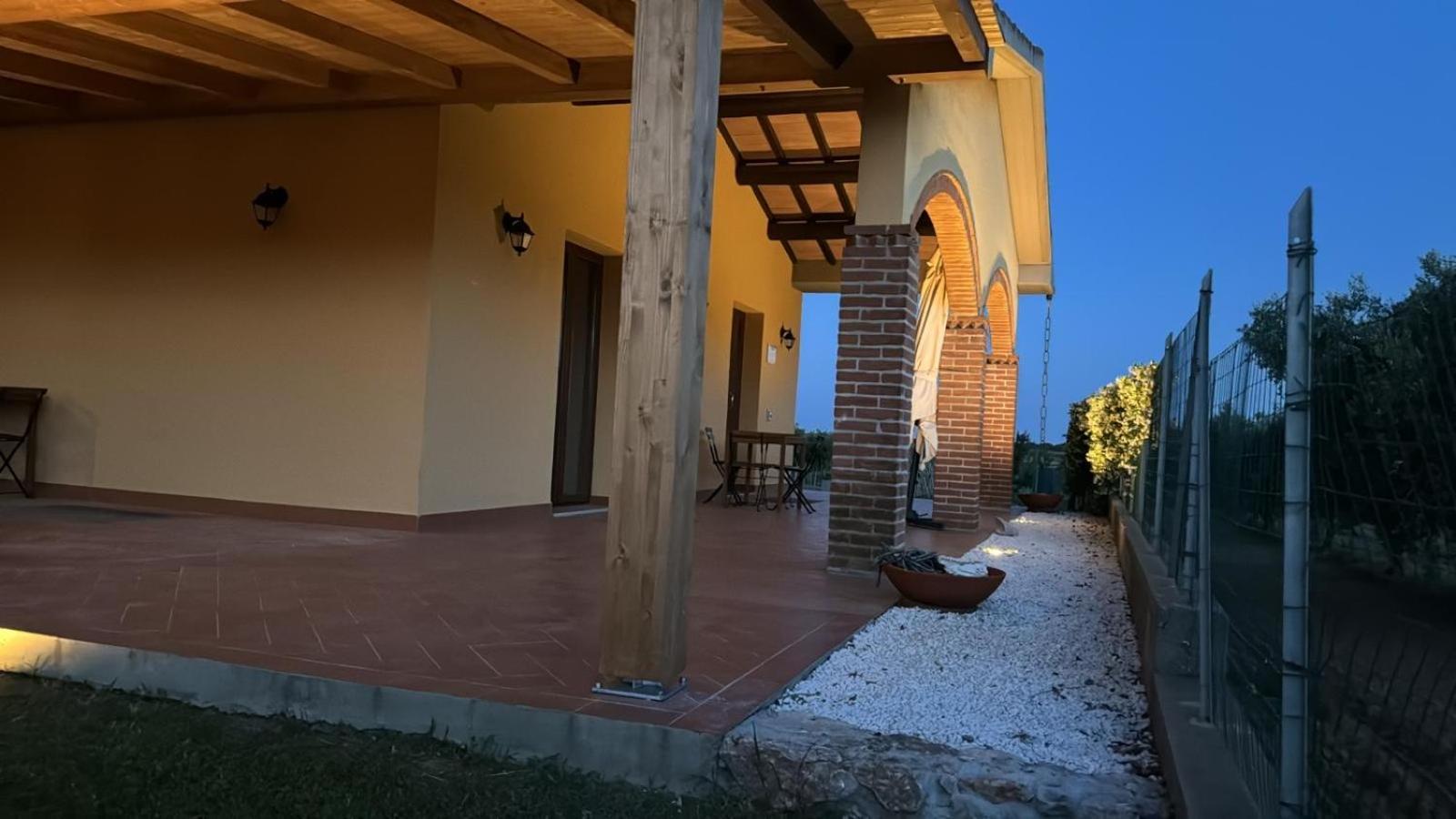 Agriturismo Il Giardino Degli Olivi Appartamenti كاستيغليون ديلا بيسكايا المظهر الخارجي الصورة