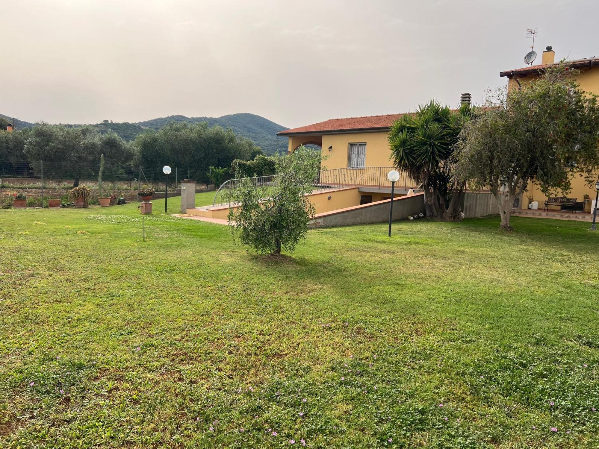 Agriturismo Il Giardino Degli Olivi Appartamenti كاستيغليون ديلا بيسكايا المظهر الخارجي الصورة